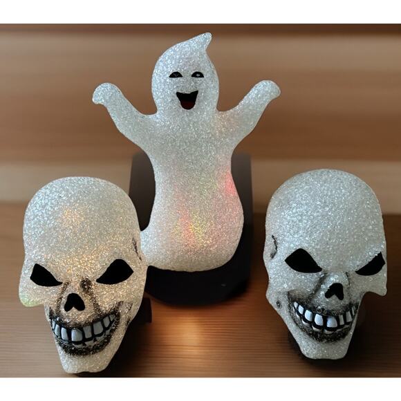 Vtg 90s Halloween Melted Plastic Ghost Skulls Light Up Popcorn Decorations (3) - Picture 1 of 5